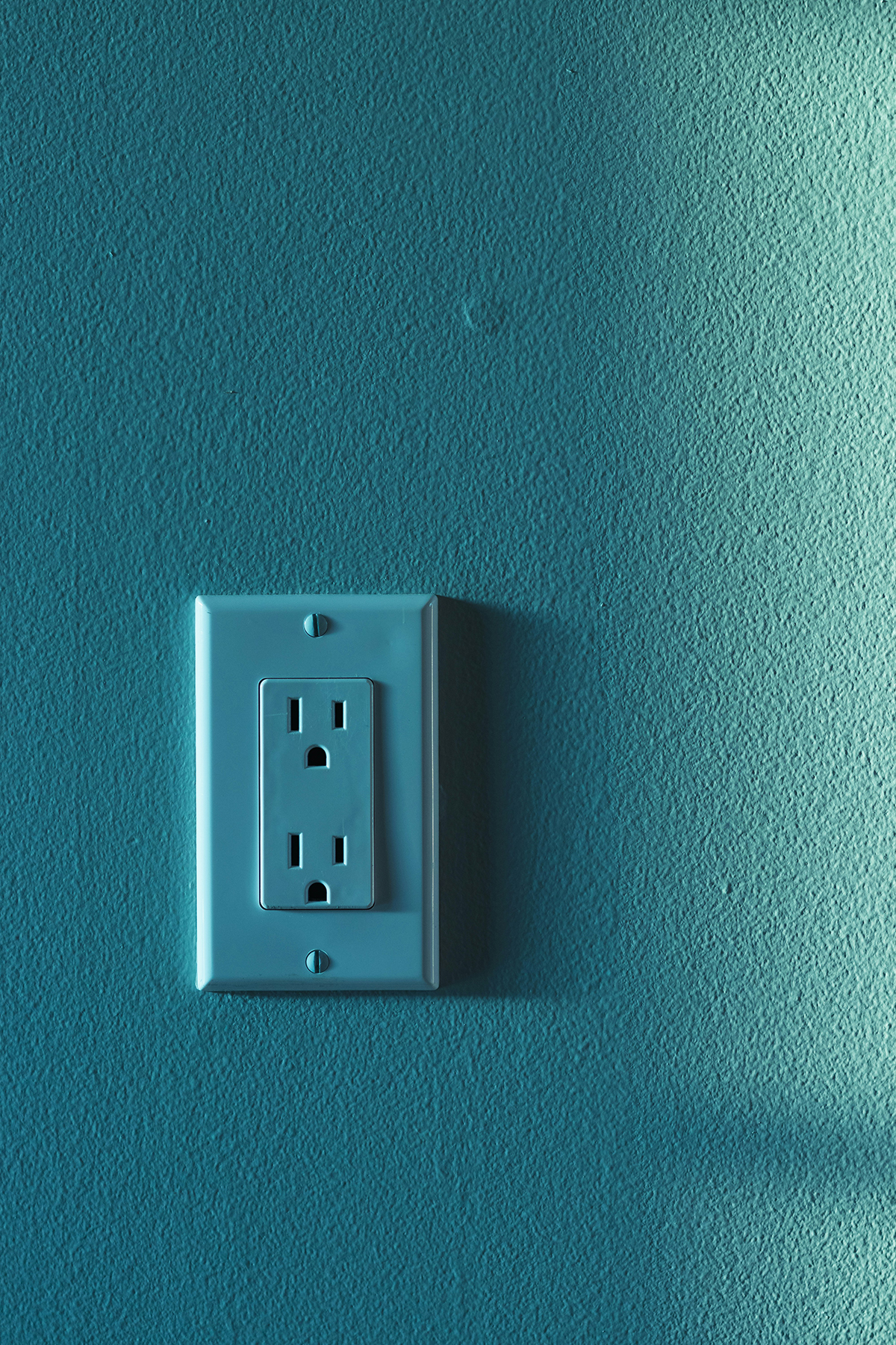How Many Outlets Should Be on One Circuit - Rios Burke Electric